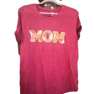 Vibrant Pink Women's Tee with 'MOM' Design
